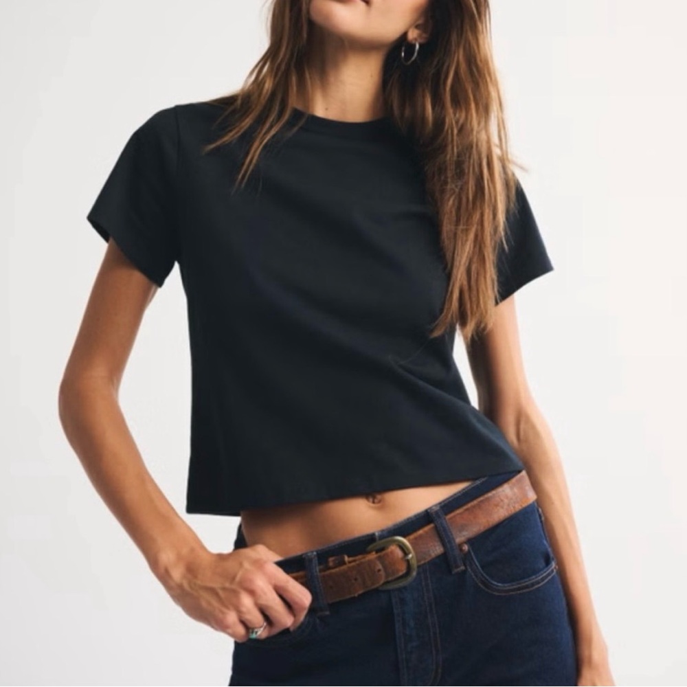 Abercrombie and Fitch Cropped Black Tee